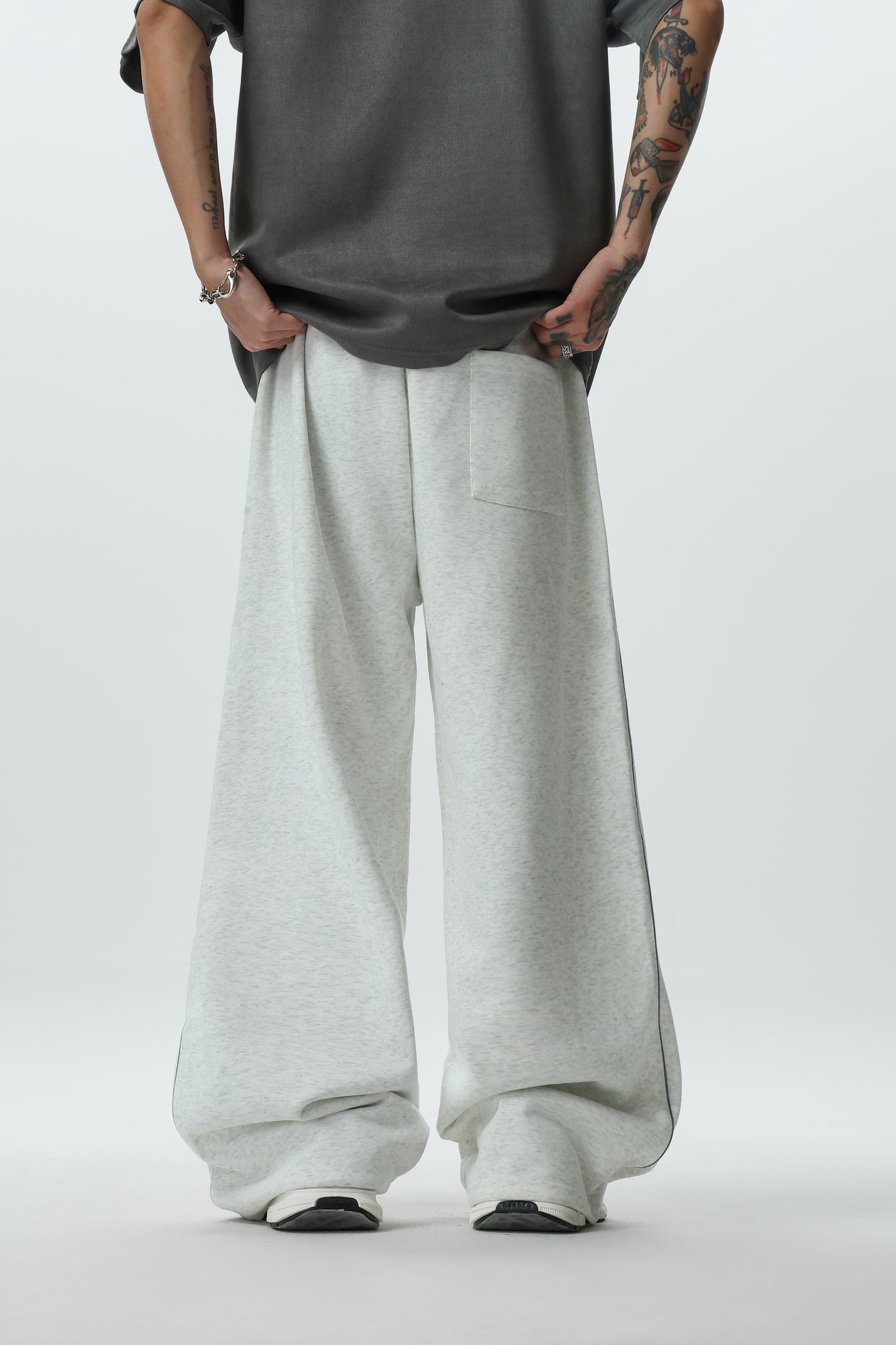 Straight-leg Casual Pants for Autumn and Winter, Men's Loose, Fat-fit, Plate-size Sportswear Pants, Trendy Wide-leg Pants for Overweight Teenagers