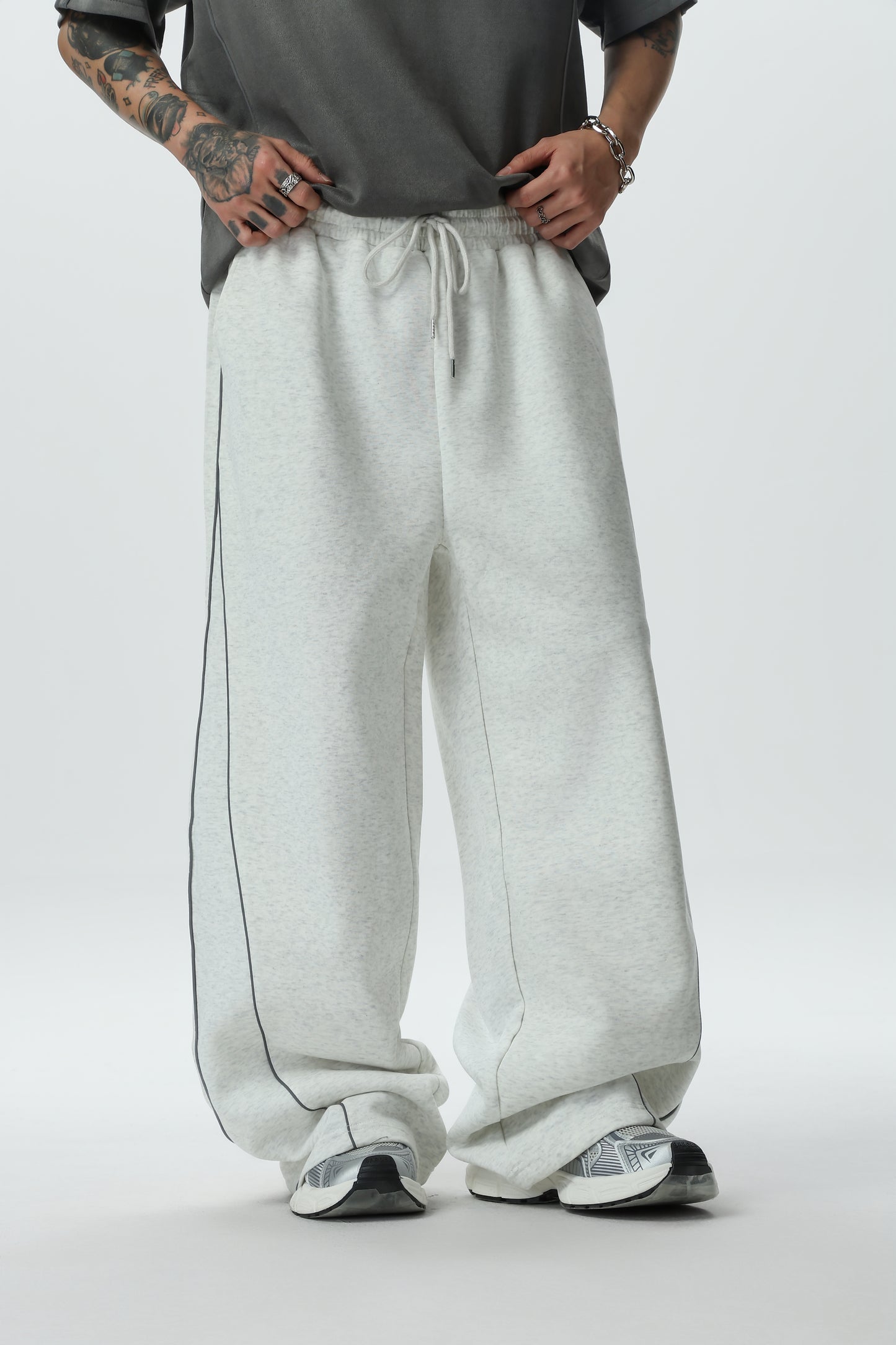 Straight-leg Casual Pants for Autumn and Winter, Men's Loose, Fat-fit, Plate-size Sportswear Pants, Trendy Wide-leg Pants for Overweight Teenagers
