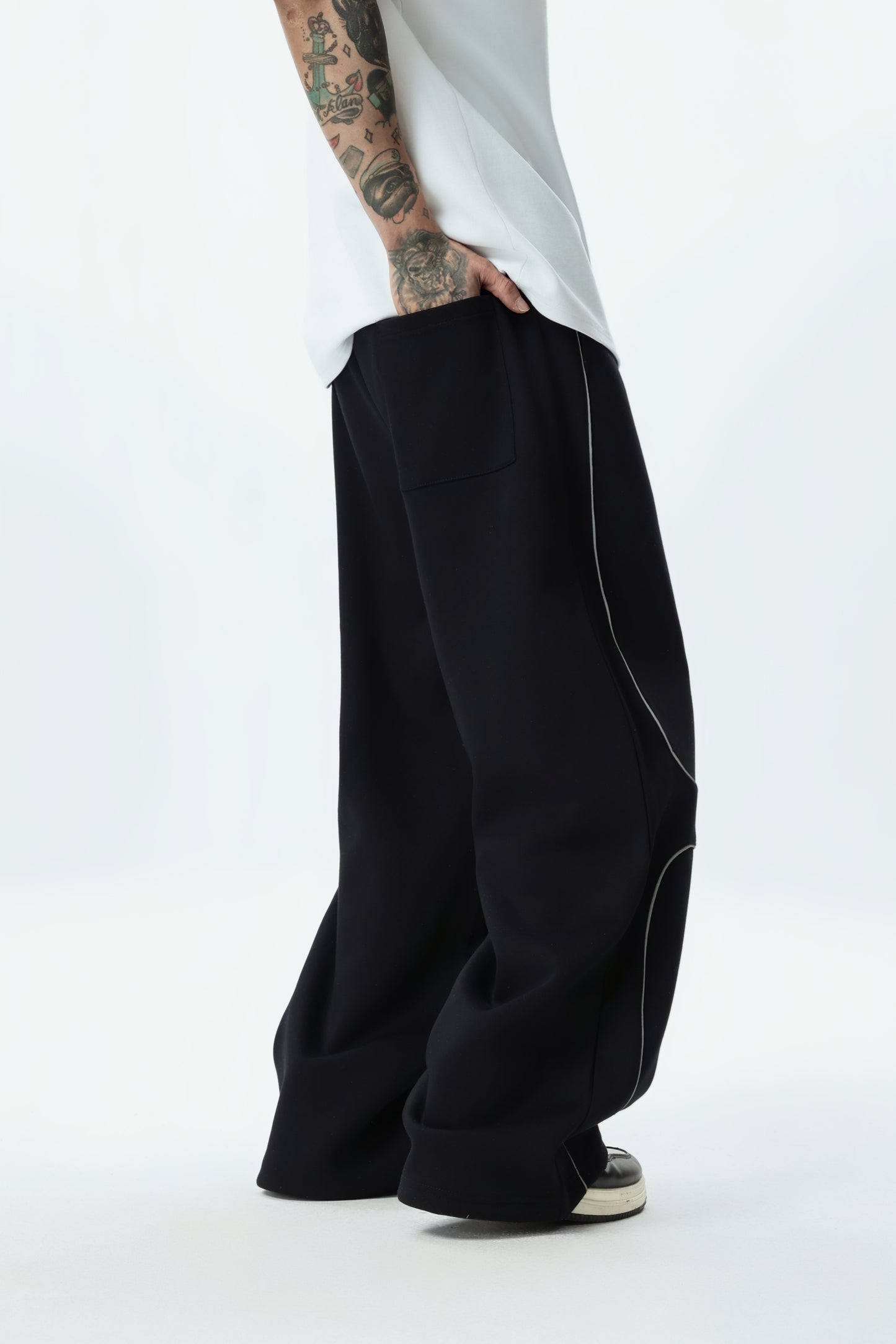 Spring and Summer American-style Luminous Stripe Versatile Sports Sweatpants for Women, Straight-leg Solid Color Loose Wide-leg Men's Casual Trousers