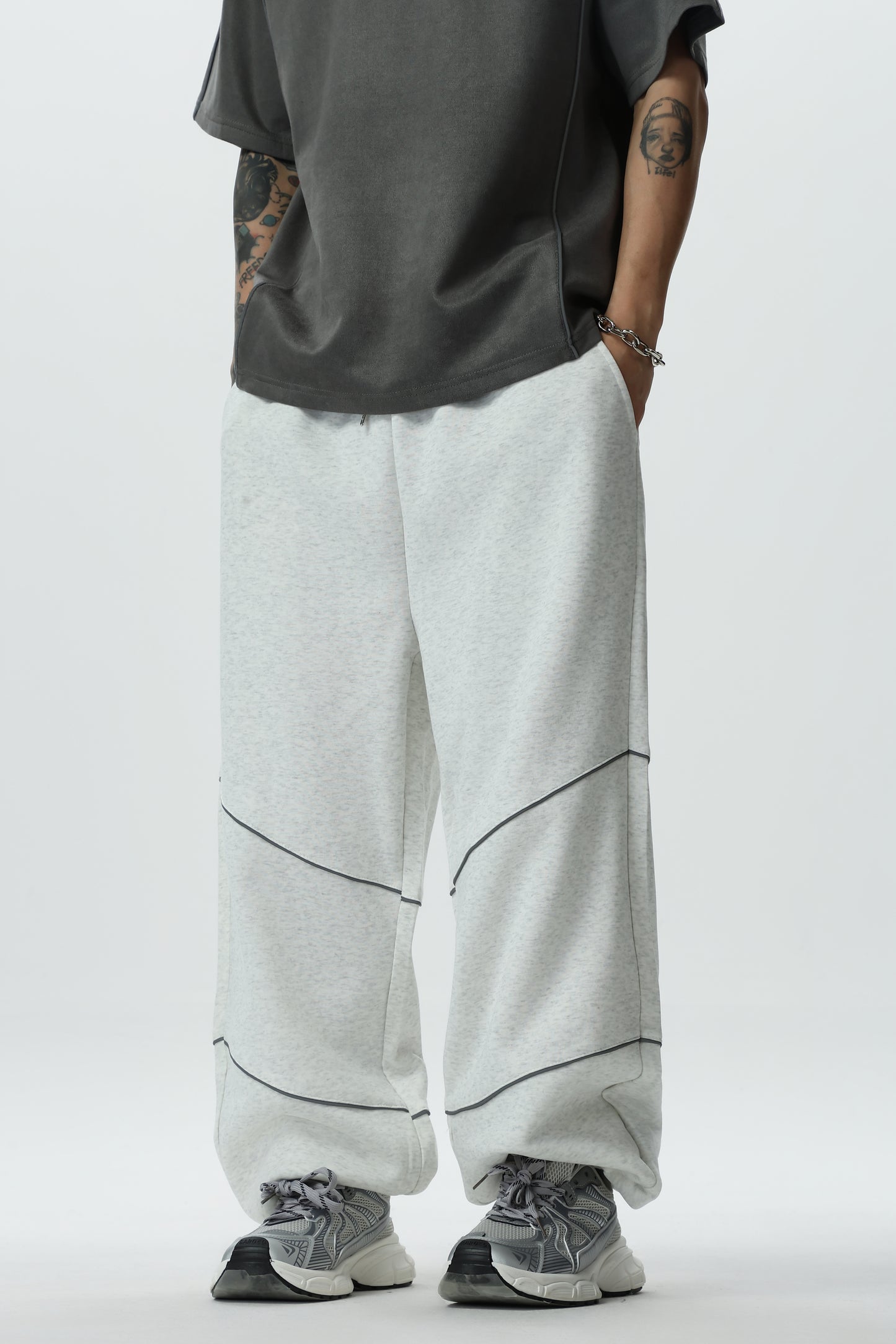 New Laid-back Style Thickened Casual Trendy Men's Sportswear Pants, High-waisted Straight-leg Wide-Leg Constricted Nine-inch Pants